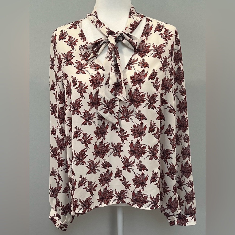 ASTR The Label Long Sleeve Tie‎ Neck Floral Lightweight Blouse Size L